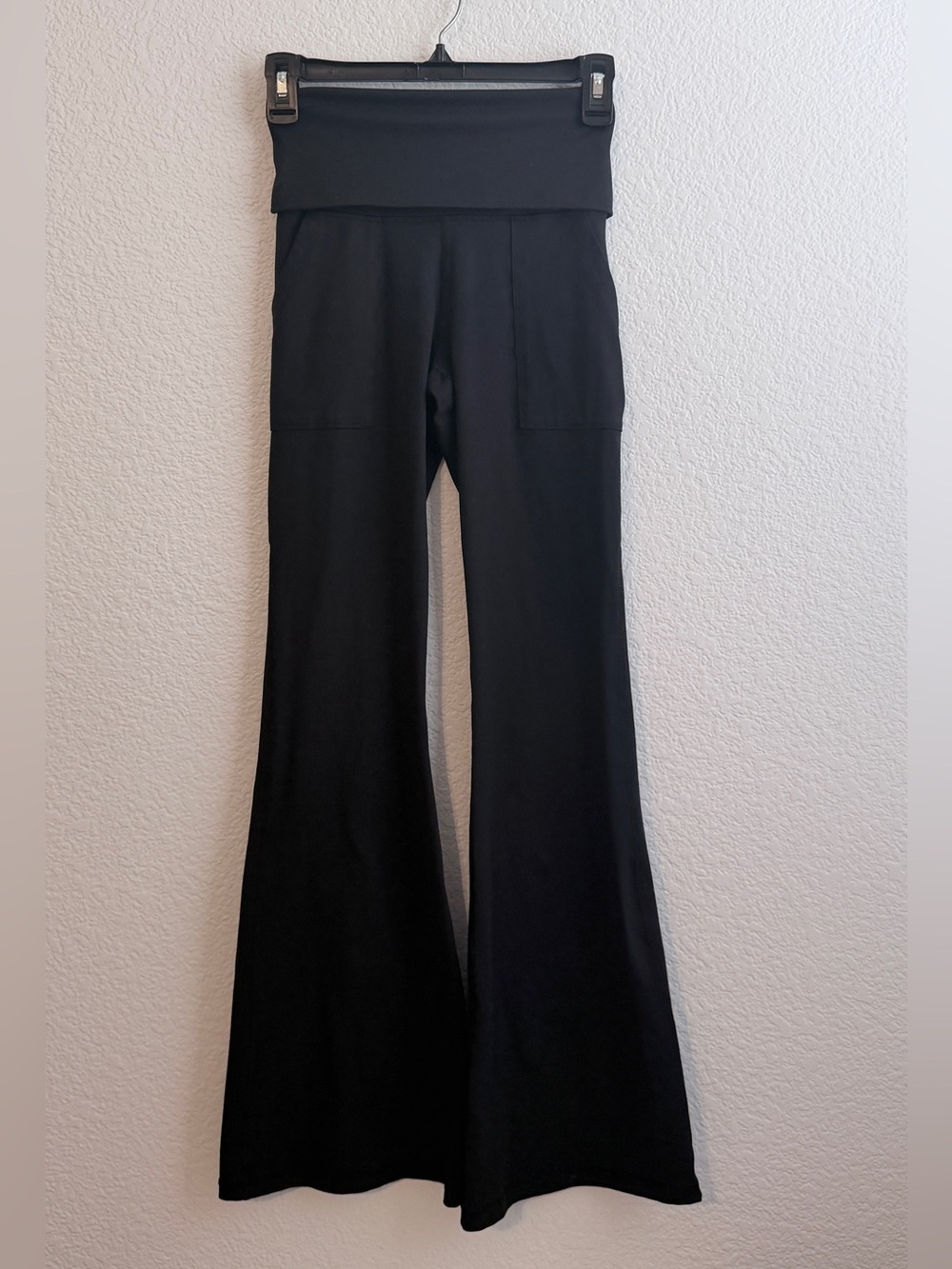 OFFLINE By Aerie The Hugger High Waisted Foldover Flare Legging Size XS Regular